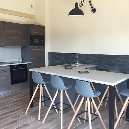 Le Balcon Des Lumieres *